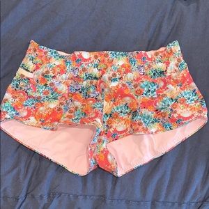 Lululemon Shanti Reversible Surf Shorts